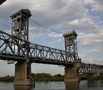 В понедельник в Астрахани разведут Старый мост