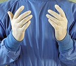 В Астрахани хирург заработал на доверчивых пациентах более 70 тысяч рублей