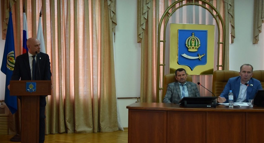 У депутатов Гордумы Астрахани возникло много вопросов по реализации транспортной реформы