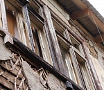 Под Астраханью семью переселили из аварийного жилья только после вмешательства прокуратуры