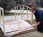 Мечта ржавеет: на общественном пространстве Астрахани обнаружили кучу неприглядных недоработок