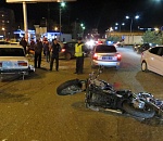 В Астрахани столкнулись автомобиль и мотоцикл: мотоциклист погиб