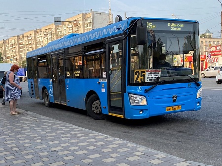 В Астрахани будут решать судьбу собянинских автобусов