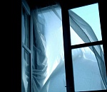 Астраханка разбилась насмерть, выпав из окна 9-го этажа