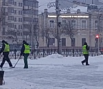 Астраханцев просят сегодня отказаться от личных авто