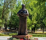 Сегодня в Астрахани известный памятник отметил свое 10-летие