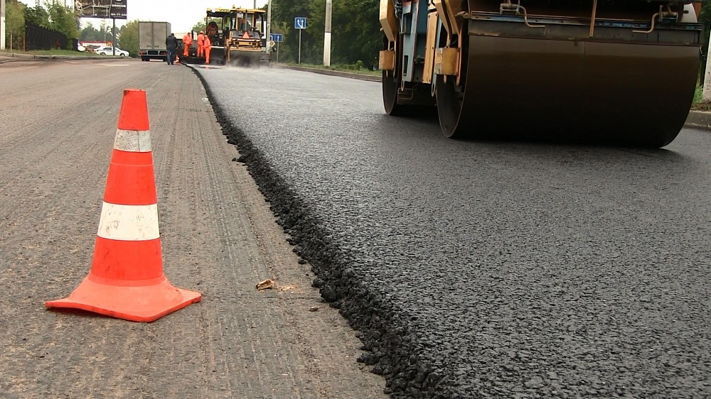 70 улиц Астрахани включены в федеральную программу ремонта дорог
