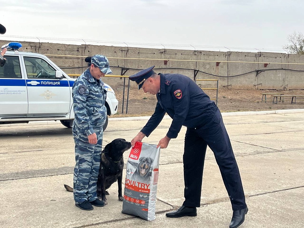 Алькапоне из астраханской полиции проводили на пенсию
