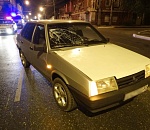 Проклятое место: в Астрахани мужчина попал под колеса машины