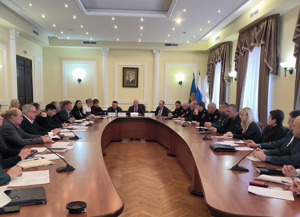 Торжественные богослужения на Рождество и Крещение пройдут  в 27 храмах