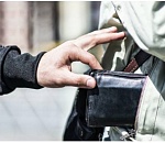 В одном из ахтубинских кафе обчистили клиента