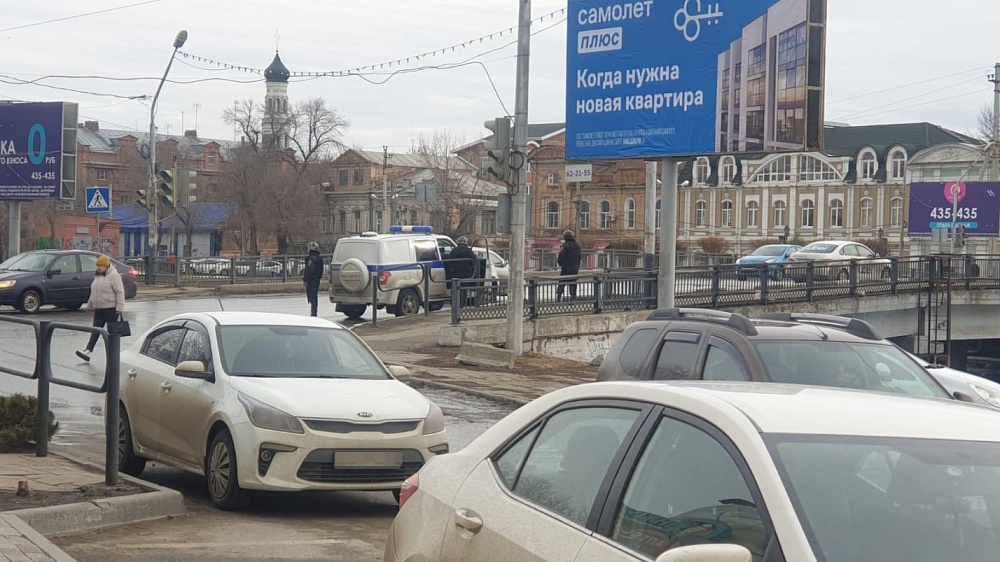 Читатели ПУНКТ-А сообщают, что Кировский РОВД в Астрахани подвергся обстрелу, но это не так