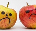 В Астрахани из-за яблока произошло ДТП с участием маршрутки