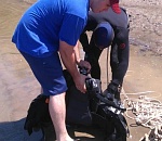 Под Астраханью из воды вытащили тело мужчины