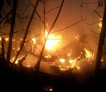 Утром в Астрахани пожарные по повышенному рангу вызова тушили горящие строения: видео 