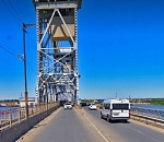 Часть автобусов в Астрахани изменят маршрут из-за ремонта Старого моста