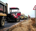 Возле астраханского села ремонтируют 3-километровый участок федеральной трассы