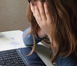 Астраханцев напугали тем, что дистанционное обучение в школах сохранится еще два года