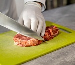 Котлеты – отдельно: Россия установила рекорд по потреблению мяса, но реальное производство сократилось