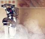 18 домов Астрахани остались без горячей воды до 18 мая