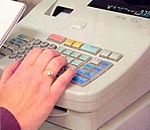 В Астрахани многодетной матери грозит 5 лет тюрьмы за кражу 4,5 тысяч рублей