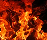 В Астраханской области дети сожгли заброшенный дом