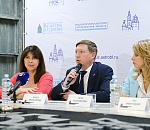  Астраханцы могут получить банковскую карту с тремя тысячами рублей для культурных трат