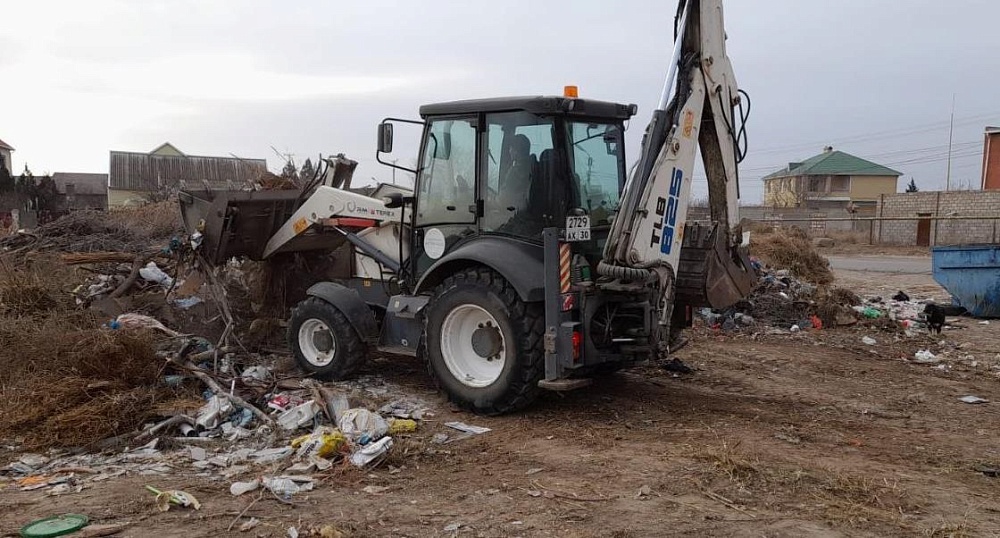 УКХиБ Астрахани ликвидировал в 2022 году около 4 тысяч незаконных свалок и вывез 14 500 тонн мусора