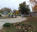 Благоустройство сквера вблизи железнодорожного вокзала Астрахани завершится в 2021 году