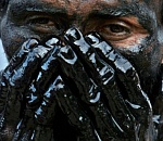 Мечта двух астраханцев стать нефтяниками не сбылась