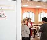 На дистанции: как организуются учебные трансляции в астраханских школах