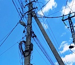 Астраханские энергетики выявили в регионе 37 тысяч незаконных подвесов линий связи на электроопорах