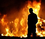 Мистер и миссис Смит. Пьяный астраханец поджег дом, после того как супруга выкинула его вещи