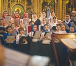 Юные астраханцы спели на службе у патриарха Кирилла