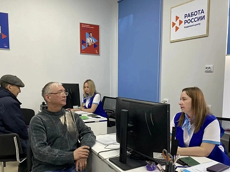 В Астраханской области безработица застыла на рекордно низком уровне — 0,7%