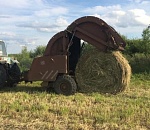Под Астраханью рабочего затянуло в пресс-подборщик для заготовки сена