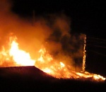 Утром на правобережье Астрахани вспыхнул крупный пожар