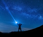 Звездопады и вишневую луну смогут увидеть астраханцы