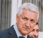 Леонид Огуль помог семье ахтубинского врача Ивана Семирикова, умершего от ковида, получить страховую выплату от президента