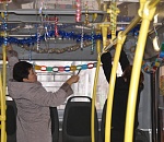 Дед Мороз и Снегурочка поздравят пассажиров астраханских троллейбусов