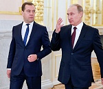 Путин и Медведев заработали в 2016 году меньше чем в предыдущем