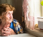 Прокуратура помогла 88-летней астраханке не остаться на улице