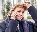 Астраханцы в 2024 году звонили на Прямую связь с правительством почти 14 тысяч раз