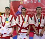 Юные астраханцы привезли пять медалей из Атырау с турнира по казахской борьбе