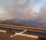 На Трусовской стороне Астрахани засняли апокалиптичный пожар