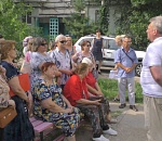 В Астрахани жители сами решают - что ремонтировать во дворах