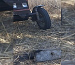 250-килограммовая бетонная стойка насмерть придавила астраханского подростка