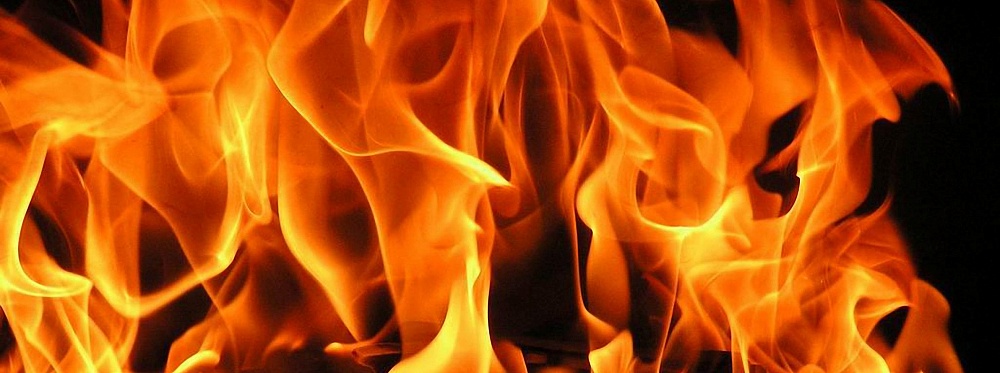 В Астрахани из-за сварки сгорел гараж