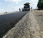 В Астраханской области ремонтируют самую длинную дорогу в рамках нацпроекта