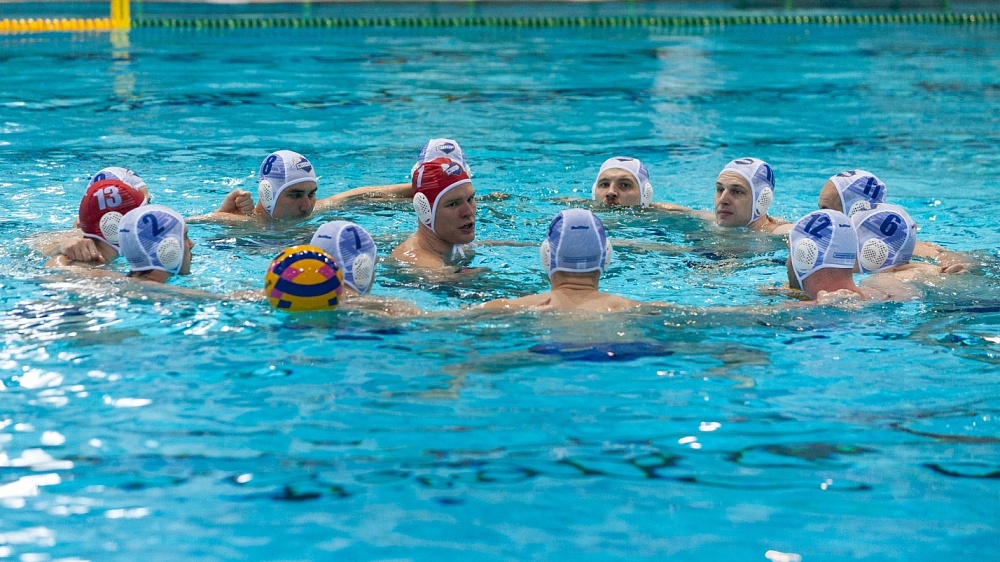 Астраханские ватерполисты завоевали две победы из трех за бронзу Чемпионата России 